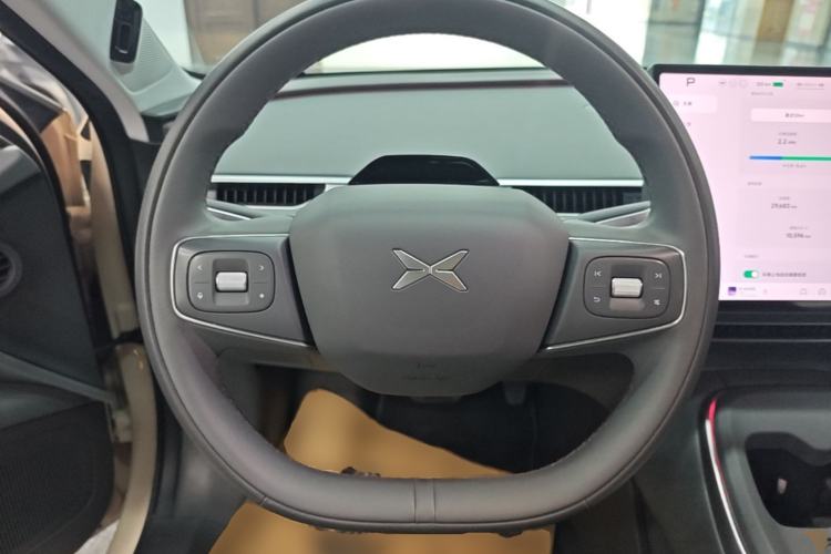 Used XPeng MONA M03 2025 600 with Ultra-Long Range Max Steering Wheel