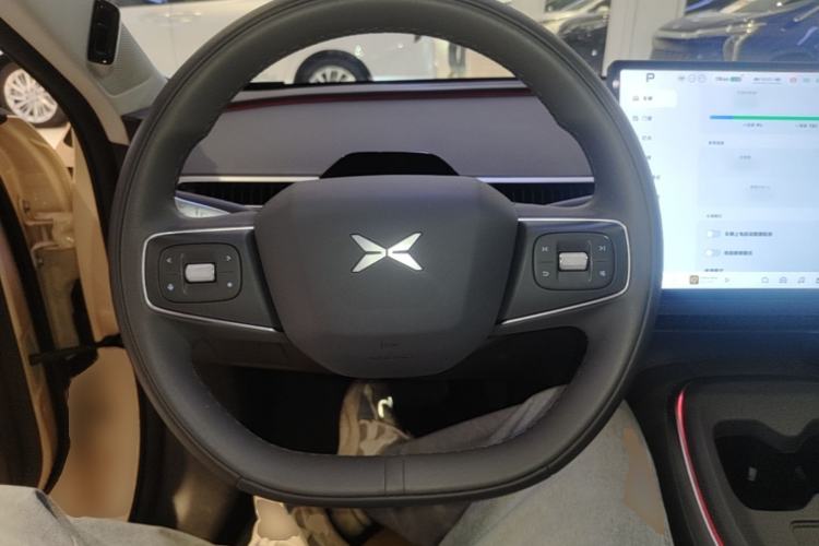 Used XPeng MONA M03 2025 600 with Ultra-Long Range Max Steering Wheel