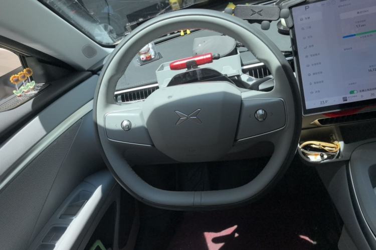 Used XPeng MONA M03 2025 620 Ultra-Long Range Plus Steering Wheel