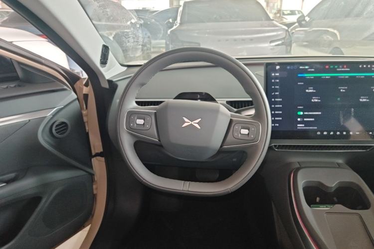 Used XPeng MONA M03 2025 600 with Ultra-Long Range Max Steering Wheel