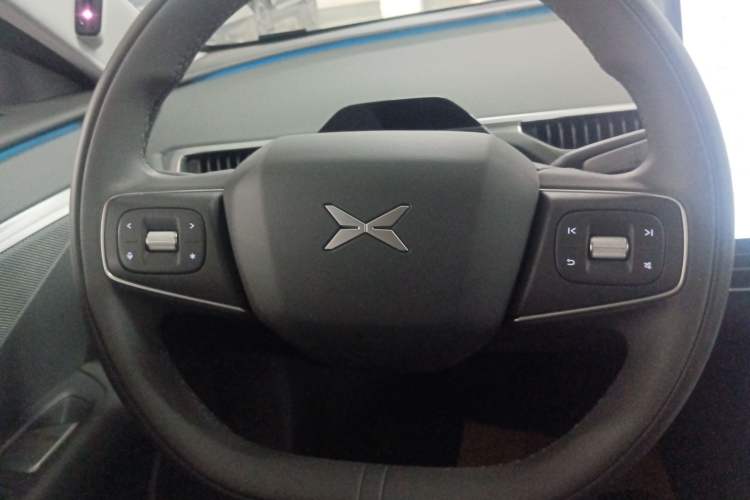 Used XPeng MONA M03 2025 600 with Ultra-Long Range Max Steering Wheel