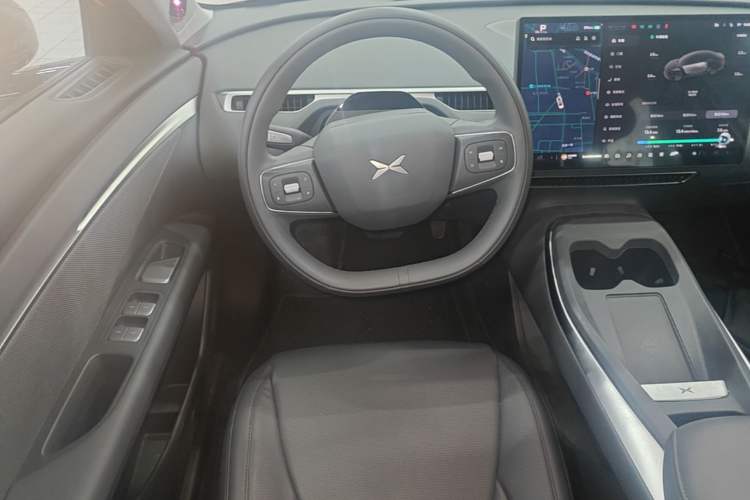 Used XPeng MONA M03 2025 600 with Ultra-Long Range Max Steering Wheel