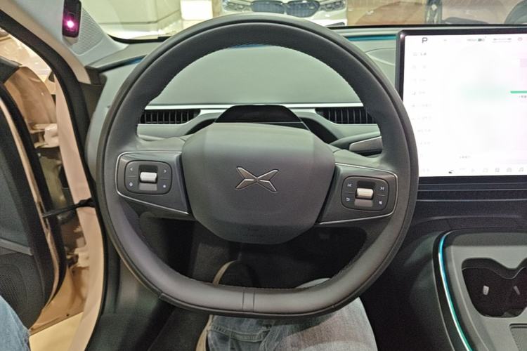 Used XPeng MONA M03 2025 600 with Ultra-Long Range Max Steering Wheel