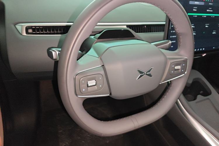 Used XPeng MONA M03 2025 600 with Ultra-Long Range Max Steering Wheel