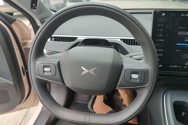 Used XPeng MONA M03 2025 600 with Ultra-Long Range Max Steering Wheel