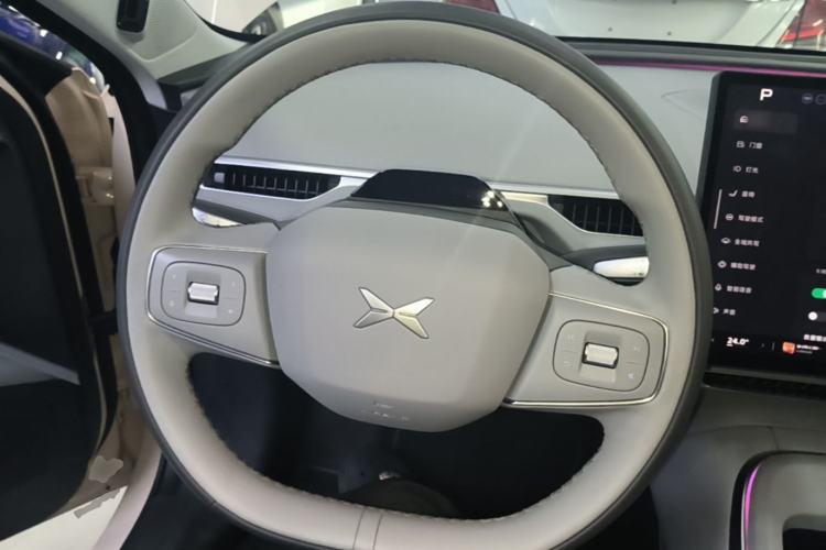 Used XPeng MONA M03 2025 600 with Ultra-Long Range Max Steering Wheel