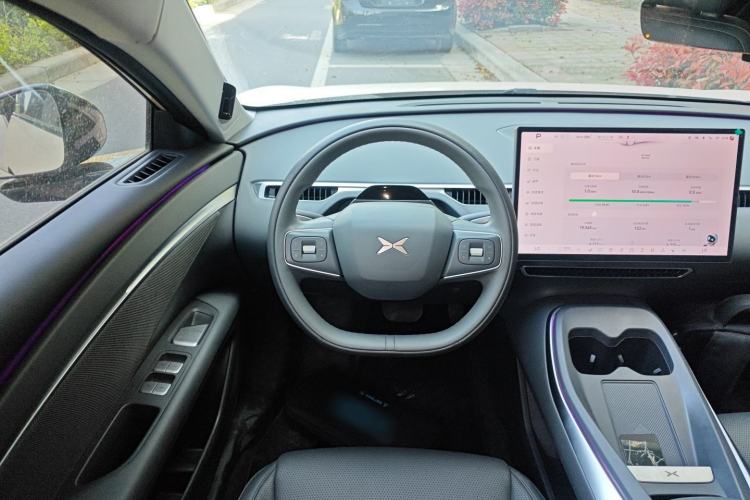 Used XPeng MONA M03 2025 600 with Ultra-Long Range Max Steering Wheel