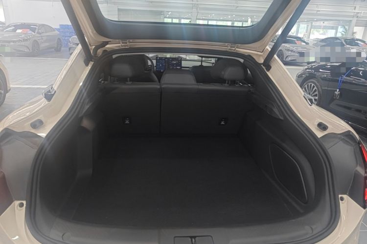 Used XPeng MONA M03 2025 600 with Ultra-Long Range Max Trunk