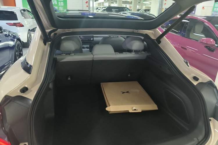 Used XPeng MONA M03 2025 600 with Ultra-Long Range Max Trunk