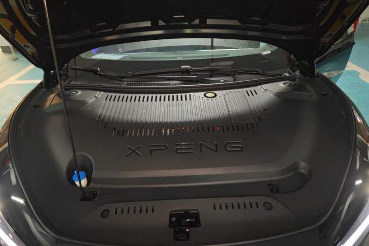Used XPeng MONA M03 2026 Model, 610 Ultra-Long-Range Max Engine Bay