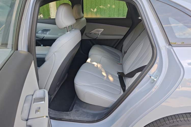 Used XPeng MONA M03 2026 Model, 510 Long-Range Max Left Rear Seat
