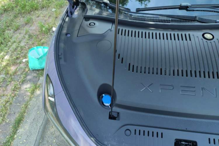 Used XPeng MONA M03 2026 Model, 640 Ultra-Long-Range Plus Engine Bay Right