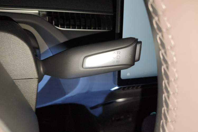 Used XPeng MONA M03 2026 Model, 640 Ultra-Long-Range Plus Gear Lever