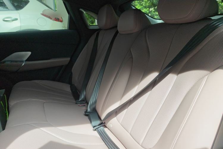 Used XPeng MONA M03 2026 Model, 610 Ultra-Long-Range Max Left Rear Seat