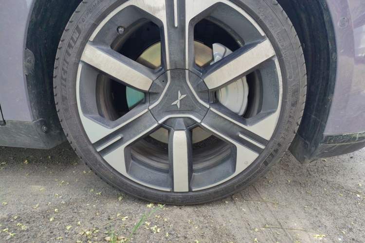 Used XPeng MONA M03 2026 Model, 640 Ultra-Long-Range Plus Right Front Wheel Hub