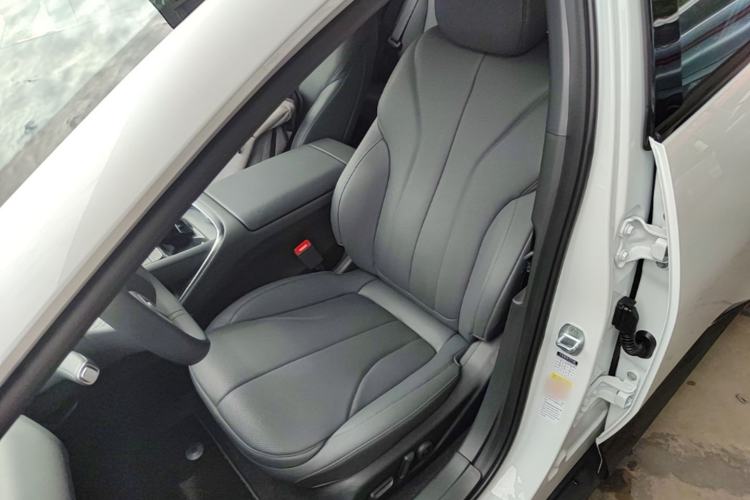 Used XPeng MONA M03 2026 Model, 510 Long-Range Max Left Front Seat