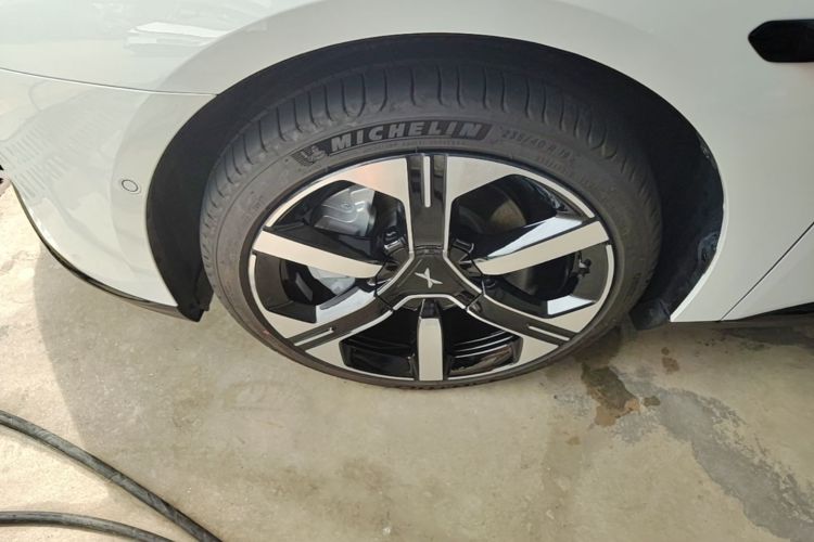 Used XPeng MONA M03 2026 Model, 510 Long-Range Max Left Front Wheel Hub