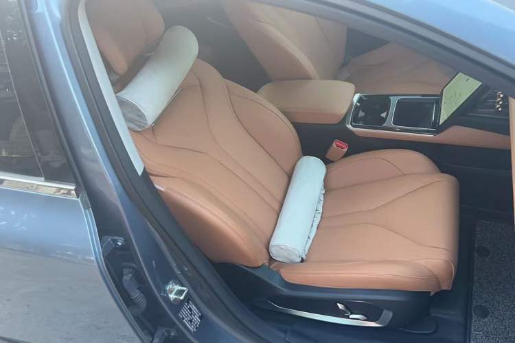 Used XPeng P5 2021 600P Interior 11