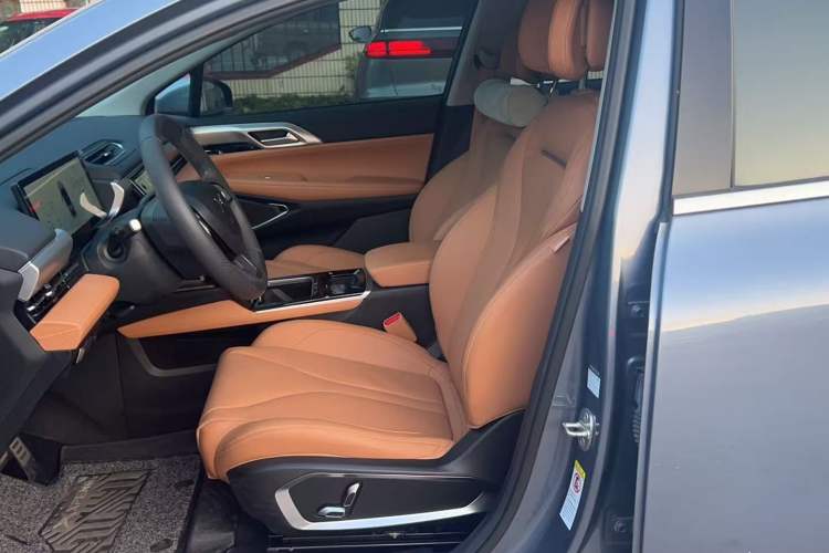 Used XPeng P5 2021 600P Interior 6