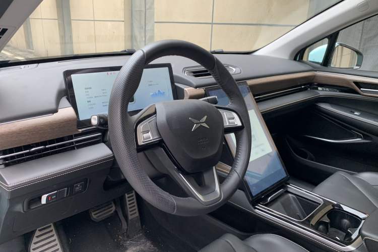 Used XPeng P5 2021 600P Interior 1