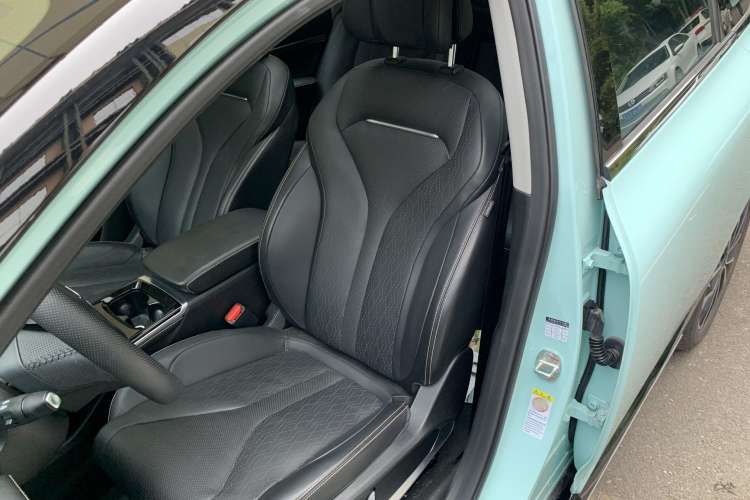 Used XPeng P5 2021 600P Interior 5