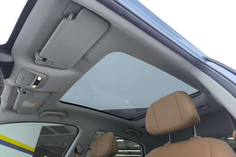 Used XPeng P5 2022 550E Headliner