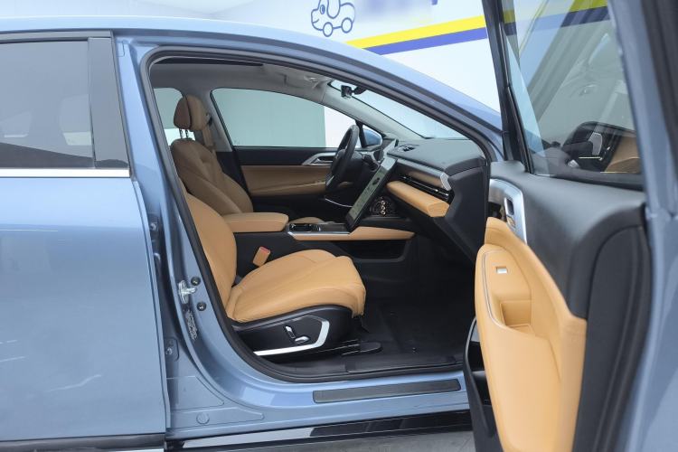 Used XPeng P5 2022 550E Right Front Seat