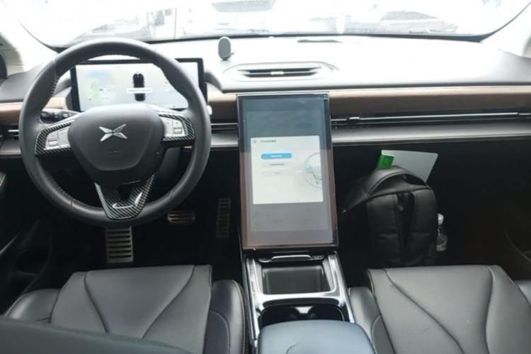 Used XPeng P5 2021 550P Center Console