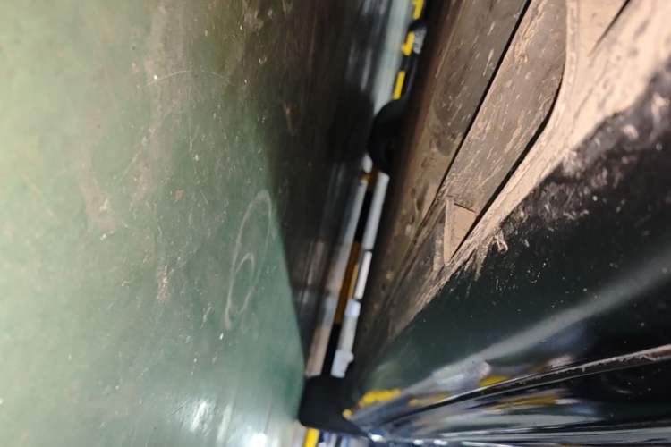 Used XPeng P5 2021 460G Chassis Front Left