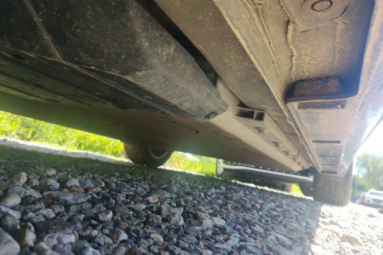 Used XPeng P5 2021 550E Chassis Front Left