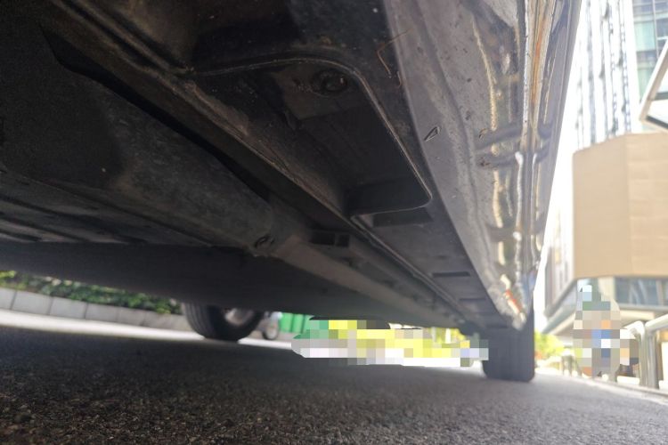 Used XPeng P5 2021 460G+ Chassis Front Left