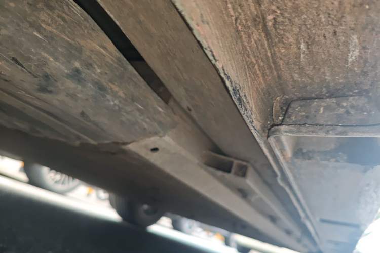 Used XPeng P5 2021 550P Chassis Front Left