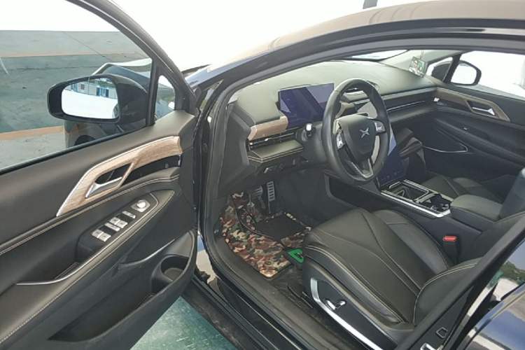 Used XPeng P5 2021 550G Driver Seat