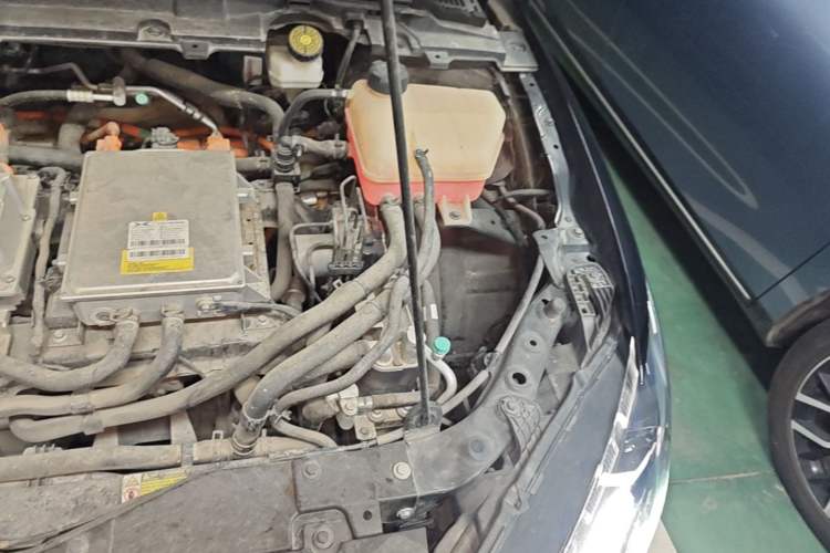 Used XPeng P5 2021 460G Engine Bay Left