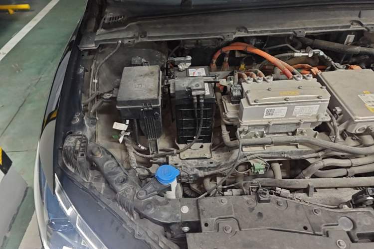 Used XPeng P5 2021 460G Engine Bay Right