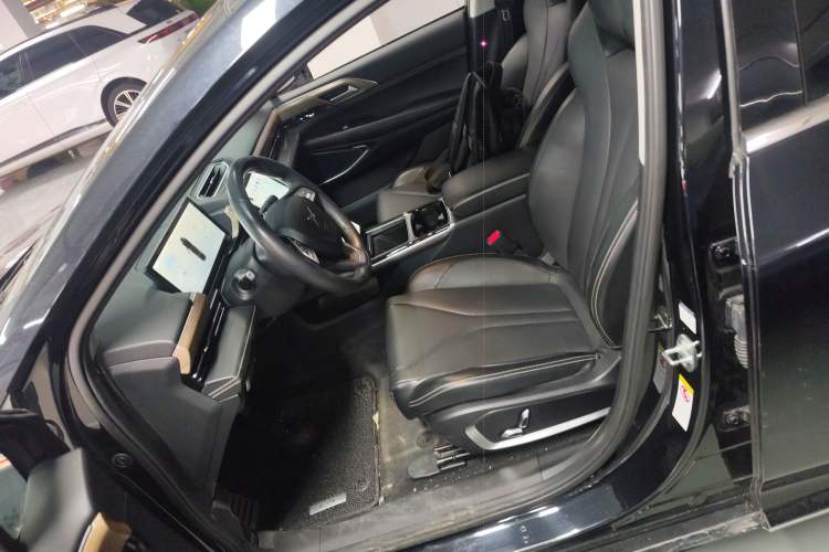 Used XPeng P5 2021 550G Left Front Seat