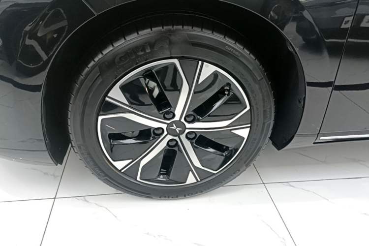 Used XPeng P5 2021 550E Left Front Wheel Hub