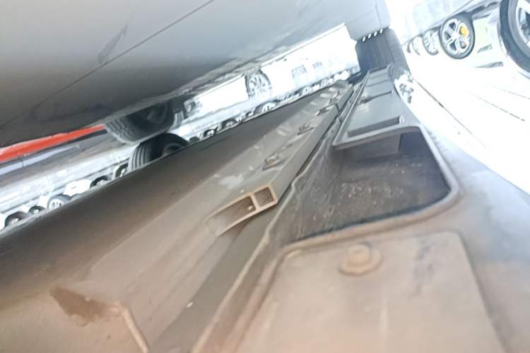 Used XPeng P5 2021 550E Left Side Sill