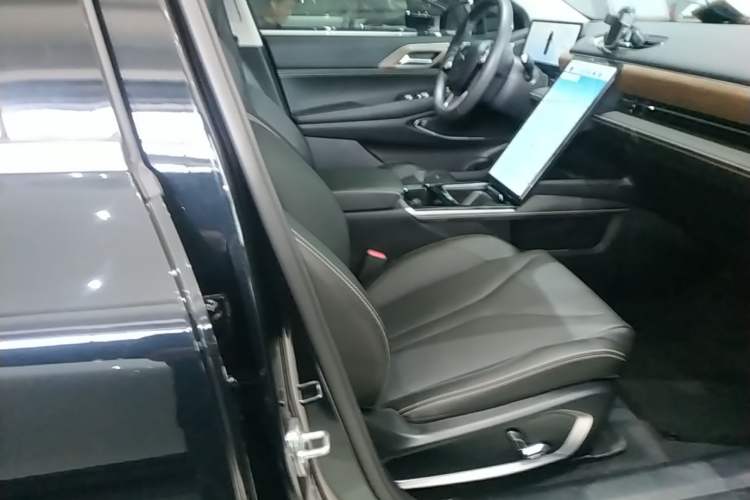 Used XPeng P5 2021 460G+ Right Front Seat