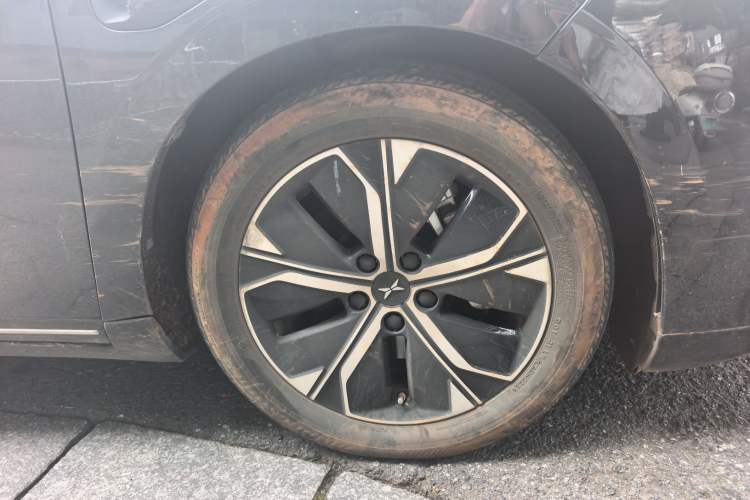 Used XPeng P5 2021 460E Right Front Wheel Hub