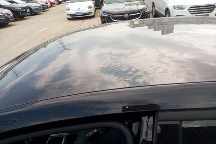 Used XPeng P5 2021 550P Roof