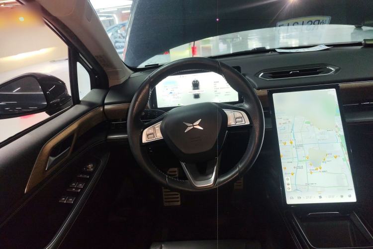 Used XPeng P5 2021 550G Steering Wheel
