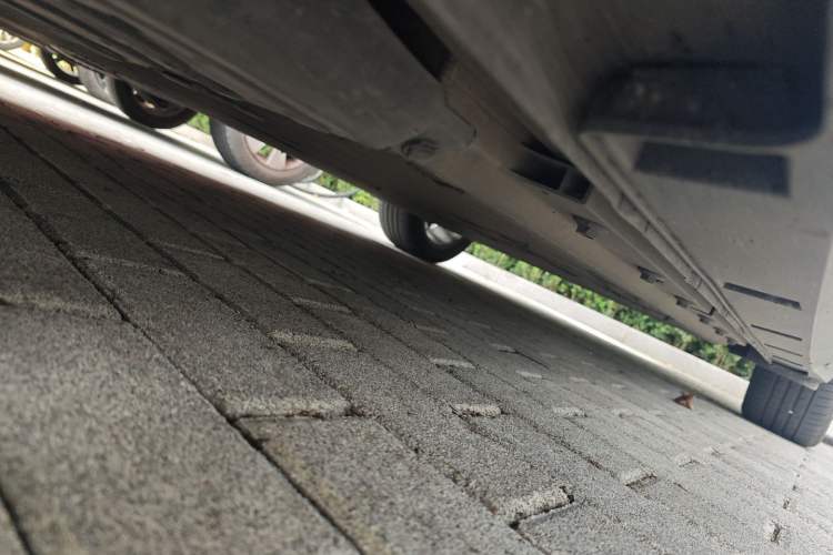 Used XPeng P5 2021 550P Chassis Front Left