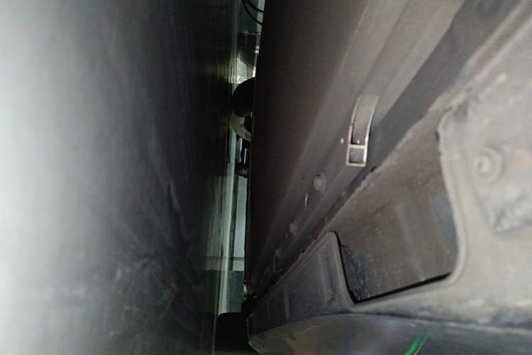 Used XPeng P5 2021 550G Chassis Front Left