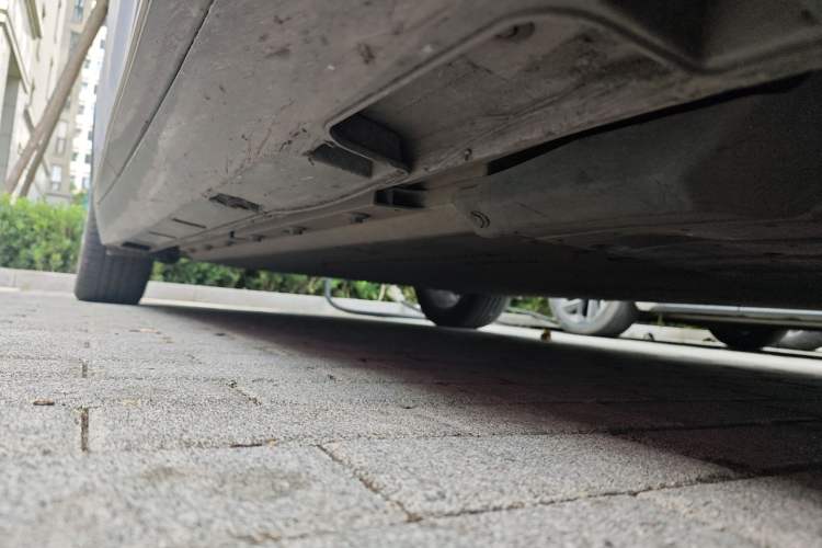 Used XPeng P5 2021 550P Chassis Front Right