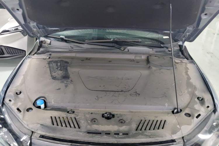 Used XPeng P5 2021 600P Engine Bay
