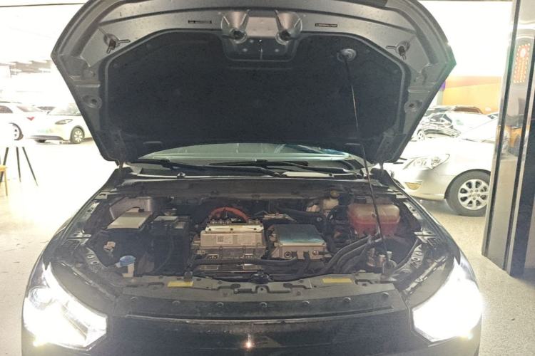 Used XPeng P5 2021 460G Engine Bay
