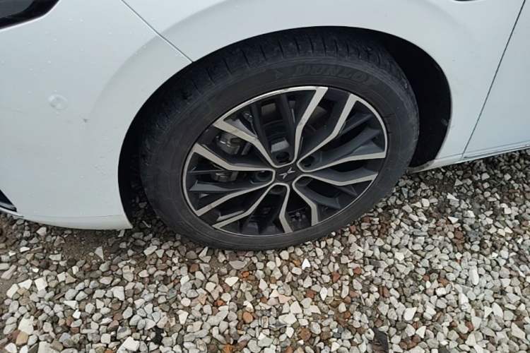 Used XPeng P5 2021 600P Exterior 4