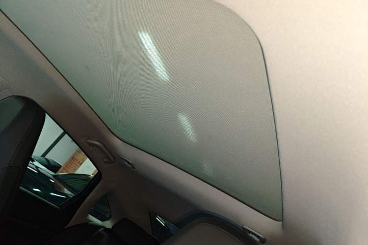 Used XPeng P5 2021 550G Headliner