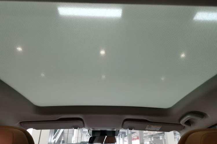 Used XPeng P5 2021 550P Headliner